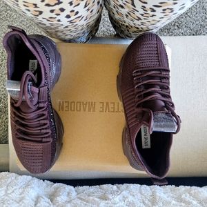 Steve Madden Women's Maxima Fashion Sneaker, Casual Lace-Up Shoes for Every Day